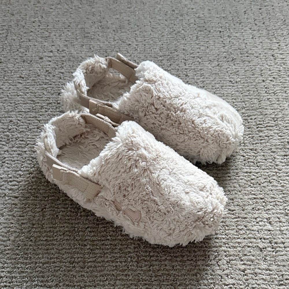 Nike Calm SE Women’s Mules